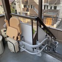 画像1356：屋内直線昇降機