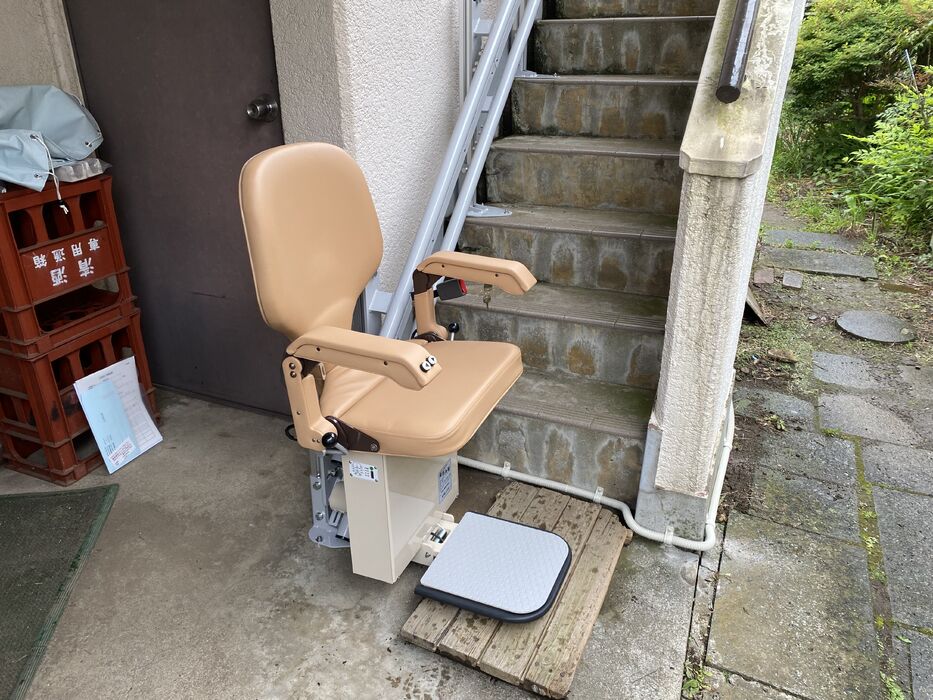 画像1358：屋内直線昇降機
