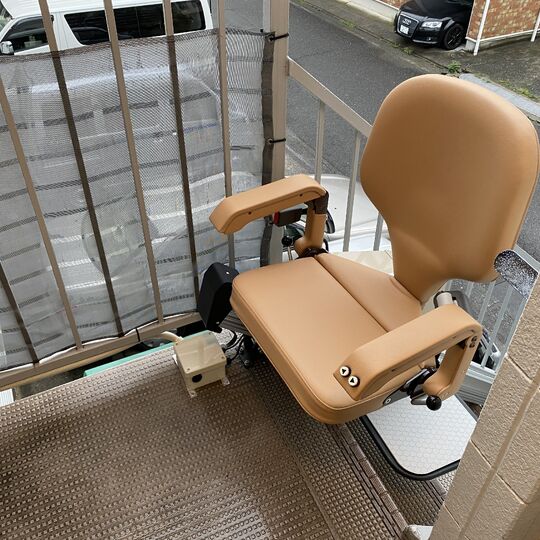 画像1364：屋外直線昇降機