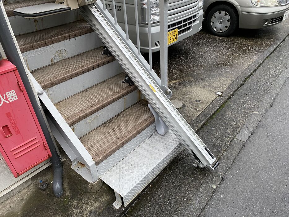 画像1367：屋内直線昇降機