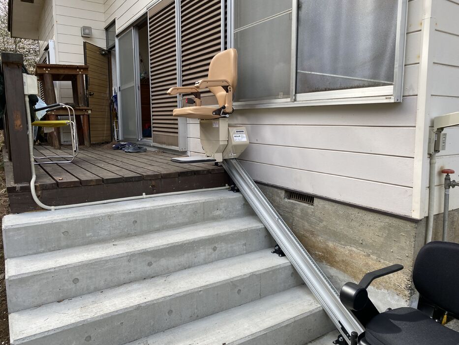画像1371：屋内直線昇降機