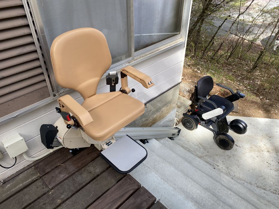 画像1372：屋内直線昇降機