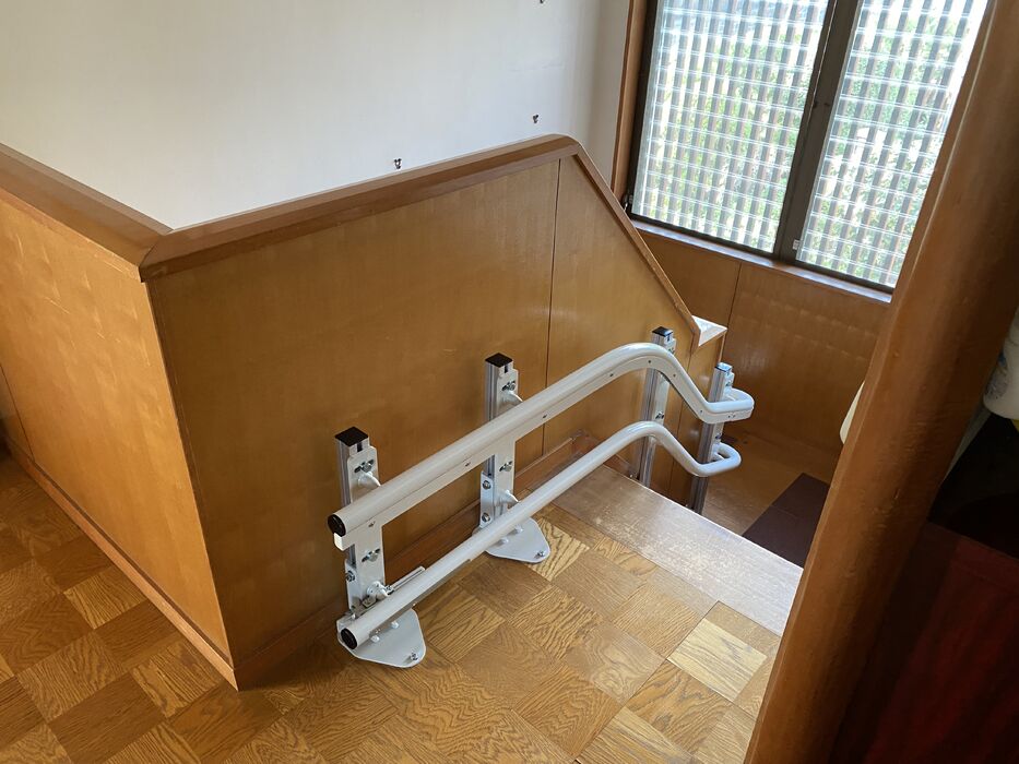 画像1427：屋内直線昇降機