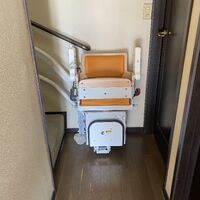 画像1432：屋内直線昇降機