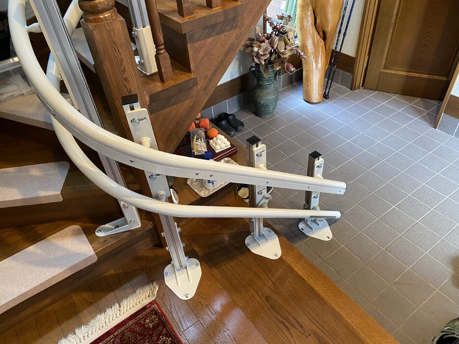 画像1435：屋内直線昇降機