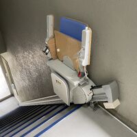画像1452：屋内直線昇降機