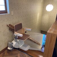 画像1460：屋内直線昇降機