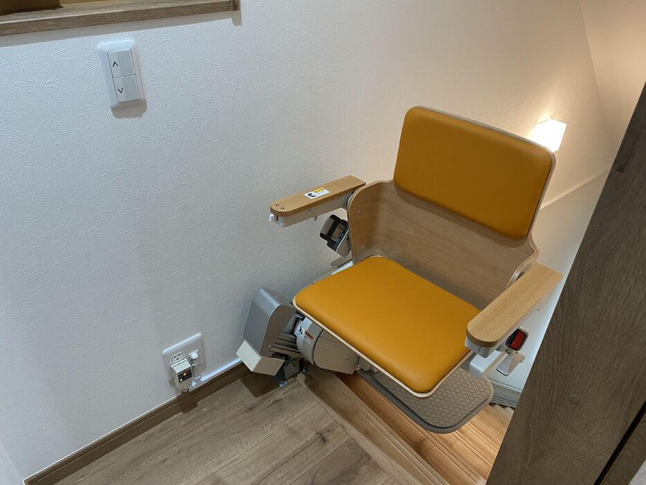画像1467：屋内直線昇降機
