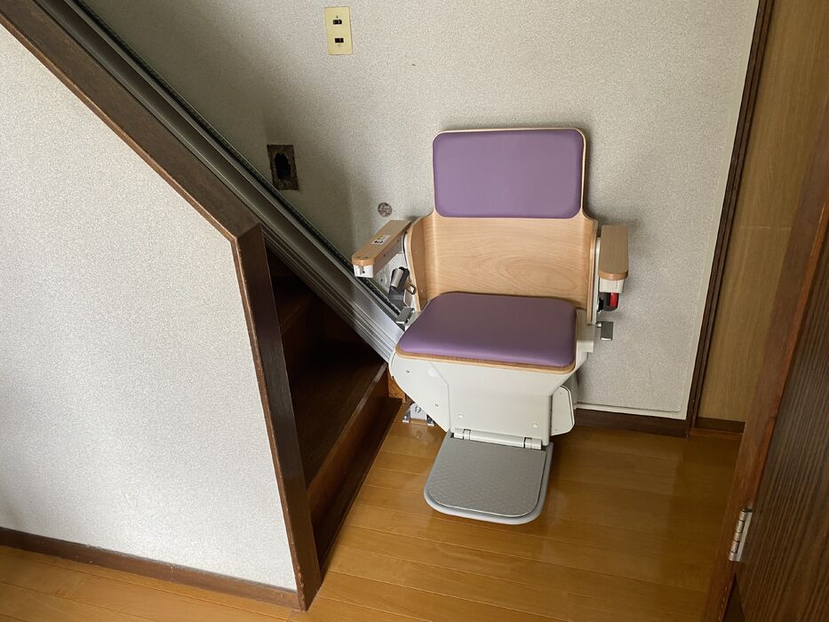 画像1480：屋内直線昇降機