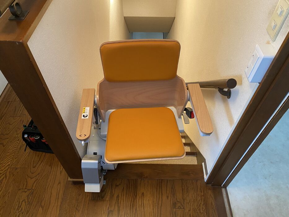 画像1484：屋内直線昇降機