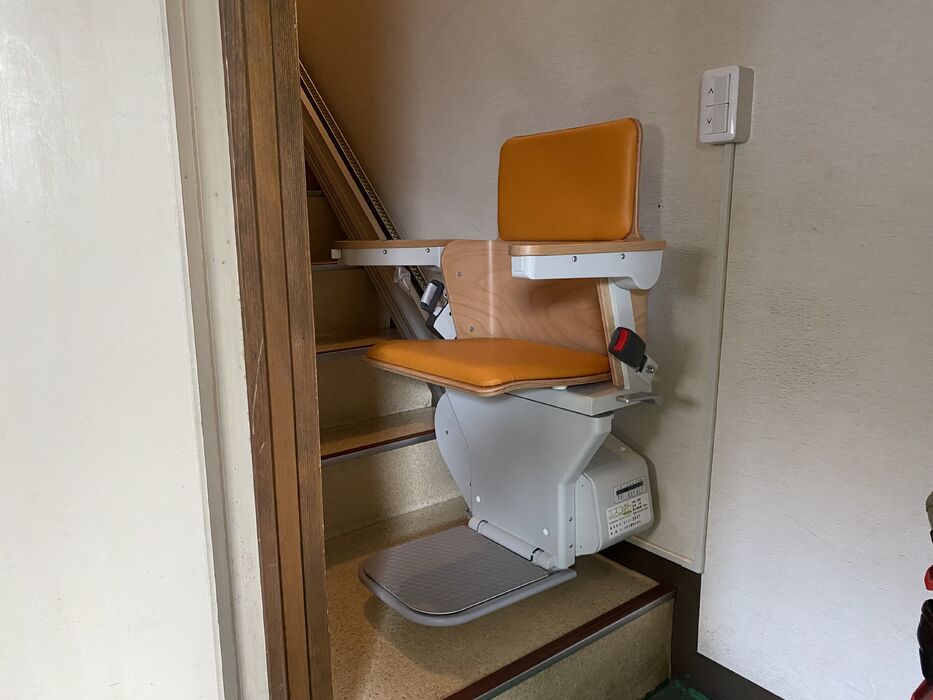 画像1487：屋内直線昇降機