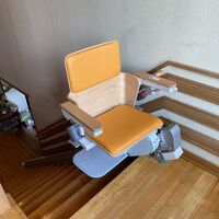 画像1490：屋内直線昇降機