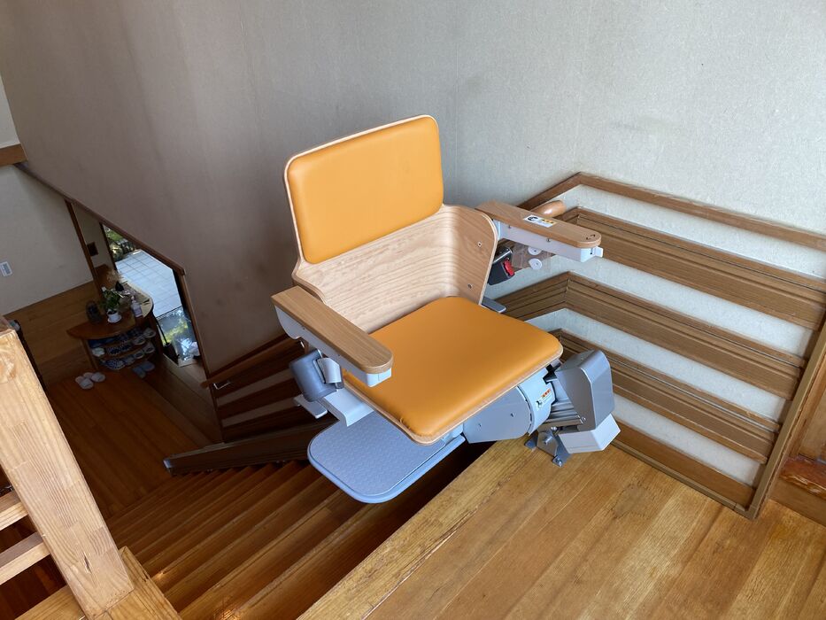 画像1490：屋内直線昇降機