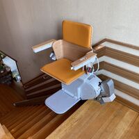 画像1491：屋内直線昇降機