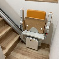 画像1501：屋内直線昇降機